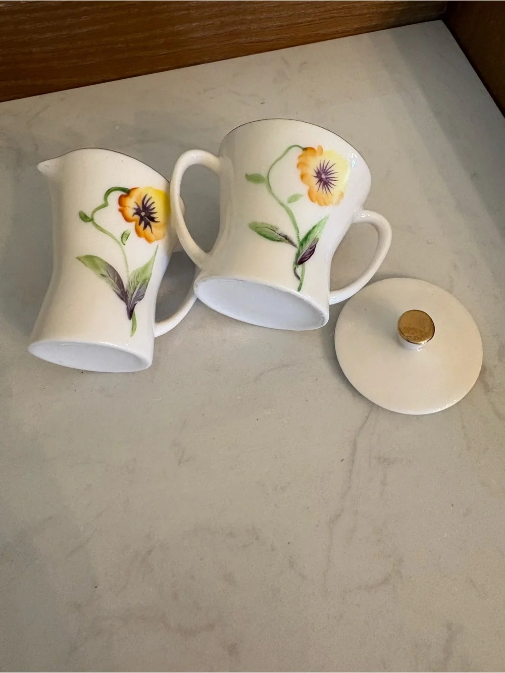 Enesco Vintage Miniature Sugar Bowl & Creamer Set. Floral design with Gold Trim